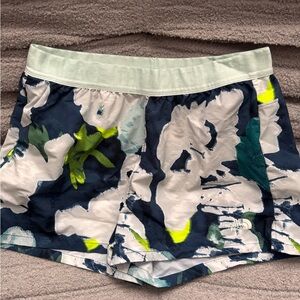 Women’s north face shorts
